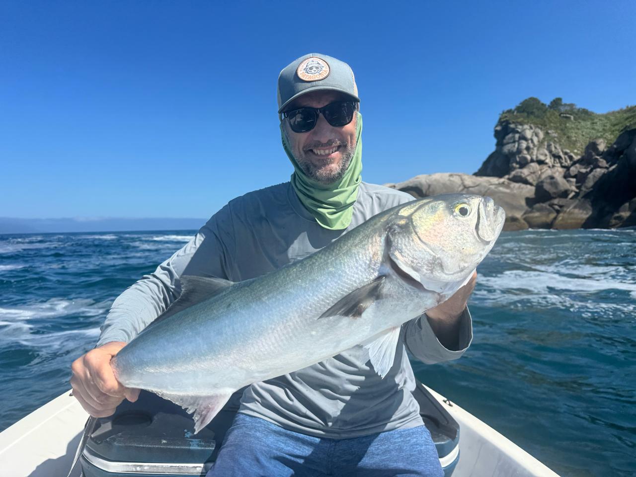 Brabo's Fishing Ilhabela — experiência real a bordo